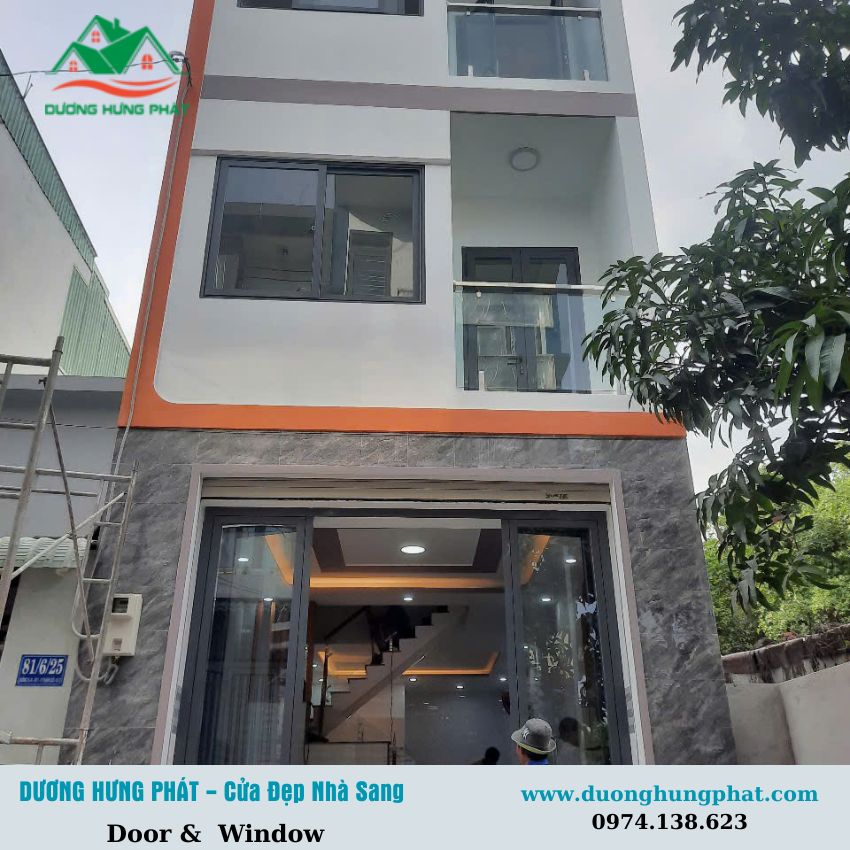 Cửa đi 4 cánh nhôm Xingfa phường Tân Định TP.HCM